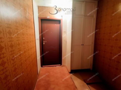 1-komnatnaya-ul-pavla-orlova-d-6 фото