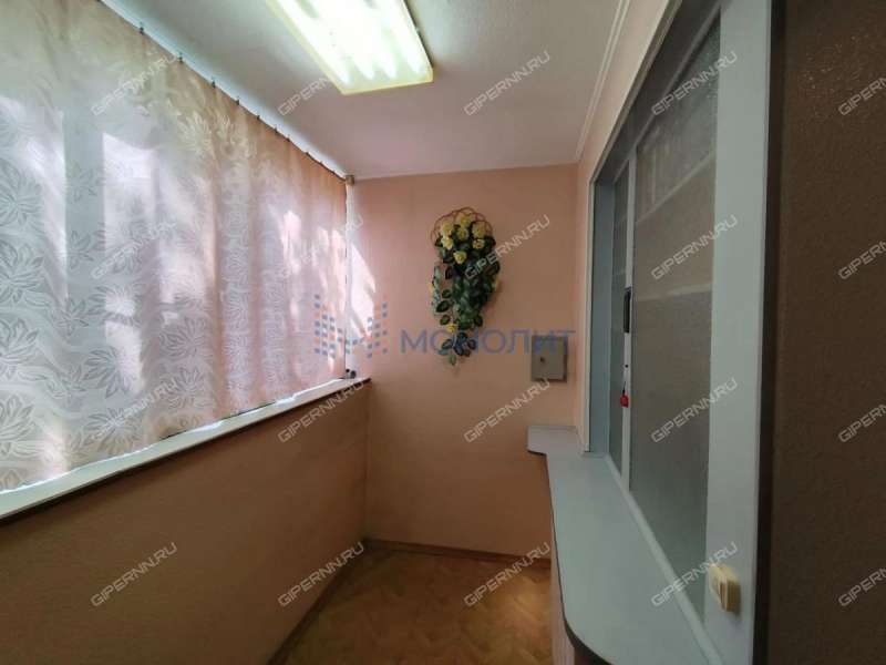 трёхкомнатная квартира на улице Верхнепечёрская дом 9 к1