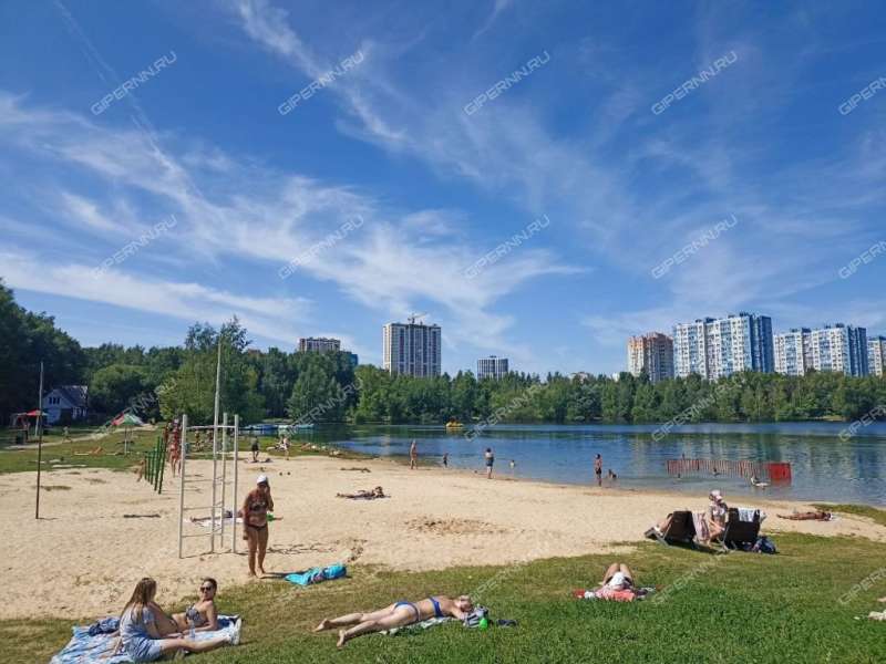 двухкомнатная квартира на улице Героя Юрия Смирнова дом 61