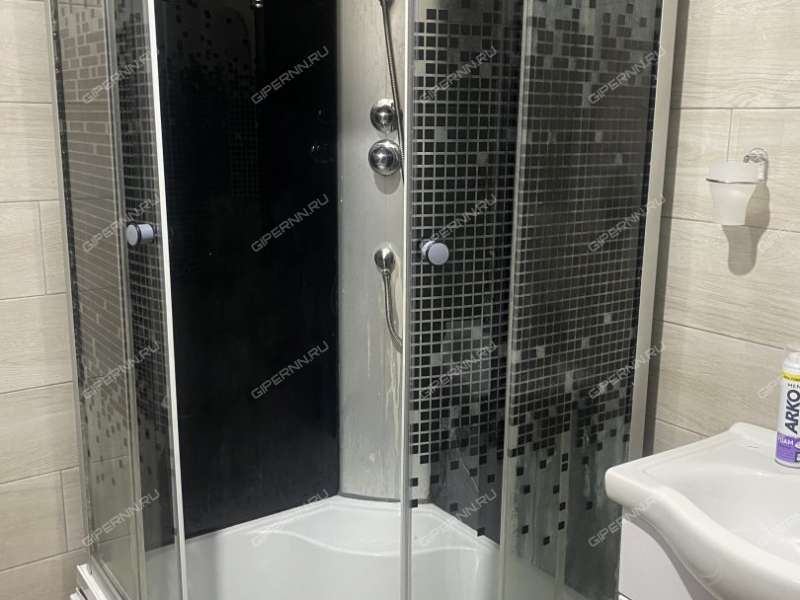 двухкомнатная квартира на сутки в переулке Первостроителей дом 1 к2 город Кстово