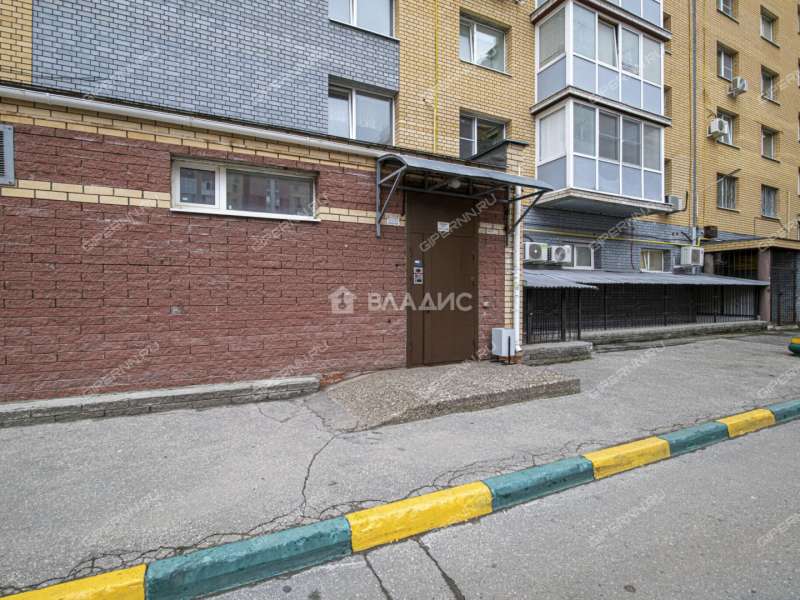 однокомнатная квартира на улице Родионова дом 189/24