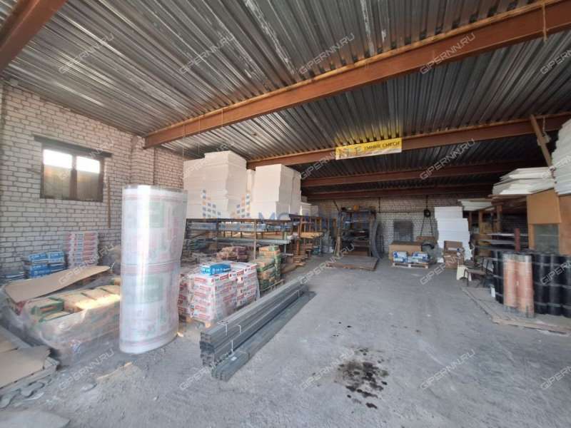 здание под торговую площадь на Октябрьской улице город Дзержинск