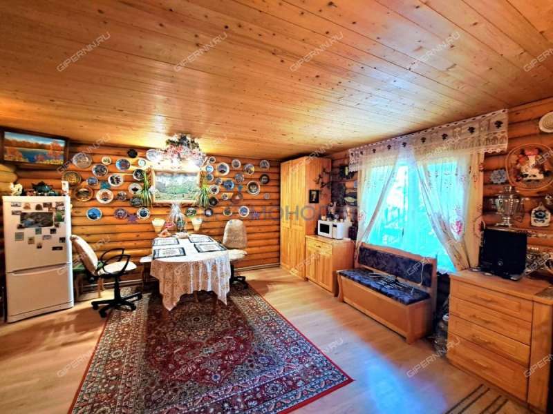 коттедж на улице Садовая посёлок Октябрьский