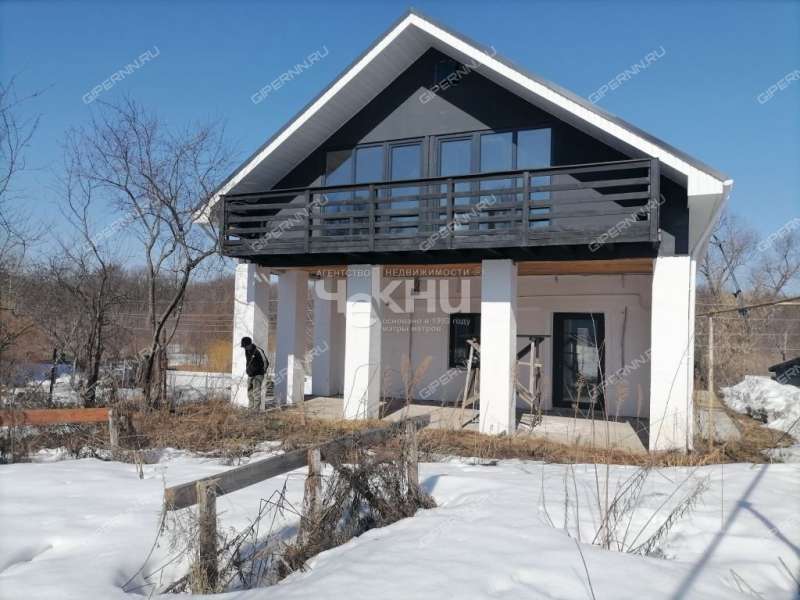 дом на улице Вяткина рабочий посёлок Большое Козино