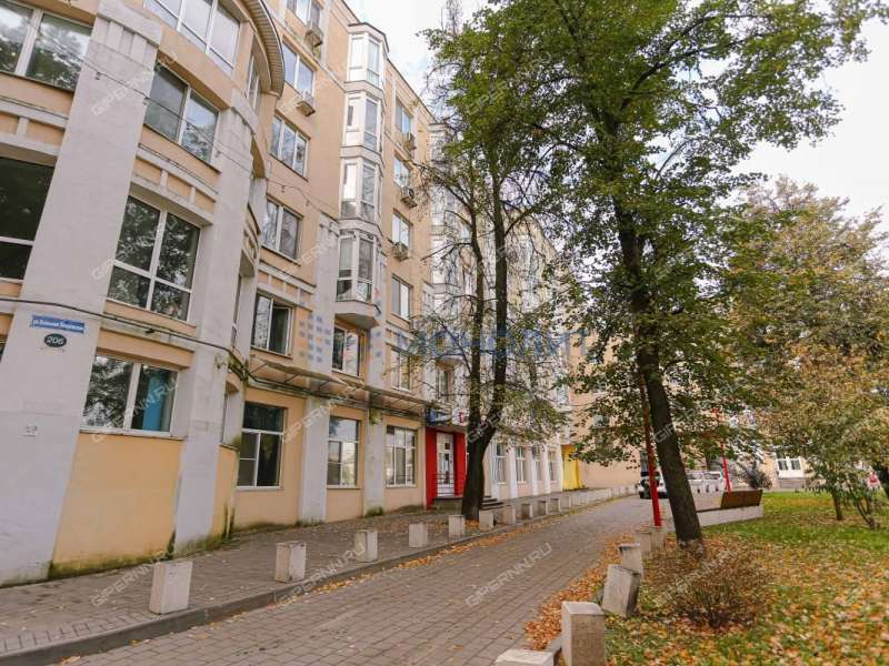 помещение под офис, торговую площадь на Большой Покровской улице