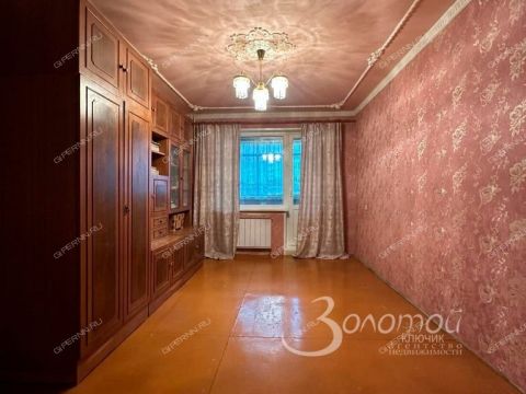 3-komnatnaya-ul-strokina-d-9 фото