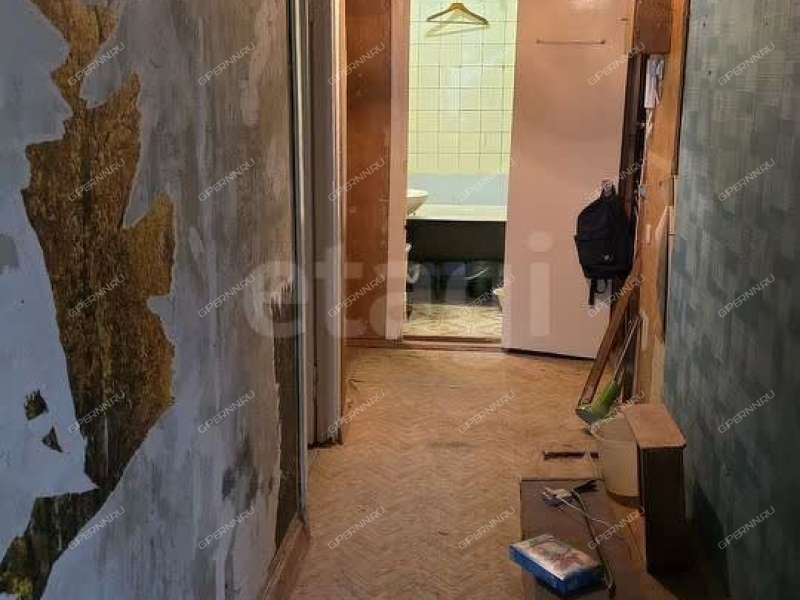 трёхкомнатная квартира на улице Маршала Голованова дом 33