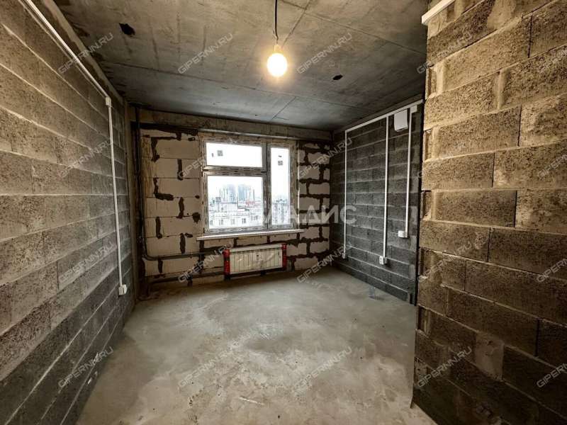 четырёхкомнатная квартира на Полтавской улице дом 15