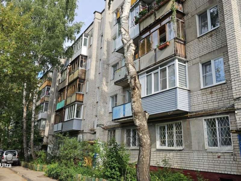 двухкомнатная квартира на улице Бурденко дом 18