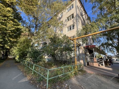 1-komnatnaya-ul-entuziastov-d-8 фото
