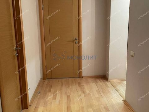 4-komnatnaya-ul-nesterova-d-33 фото