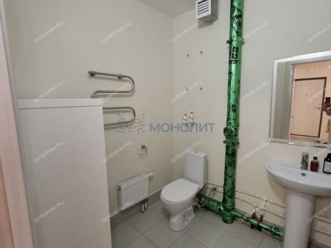 3-komnatnaya-ul-romantikov-d-8 фото