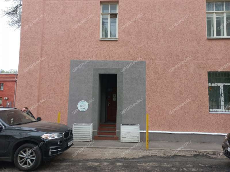 помещение под торговую площадь на улице Минина