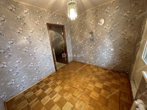 3-komnatnaya-ul-verhnepecherskaya-d-4 фото