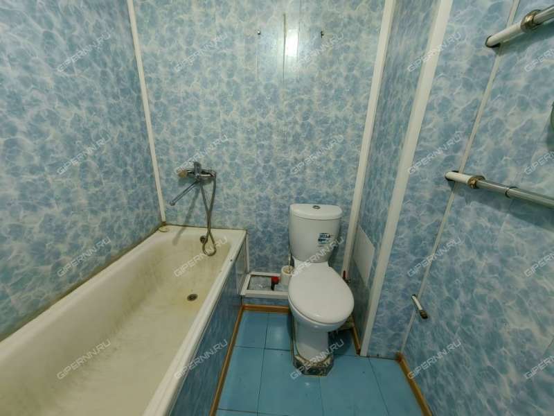 однокомнатная квартира на Днепропетровской улице дом 10