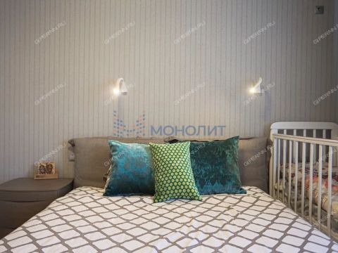 2-komnatnaya-ul-verhnepecherskaya-d-13-k1 фото