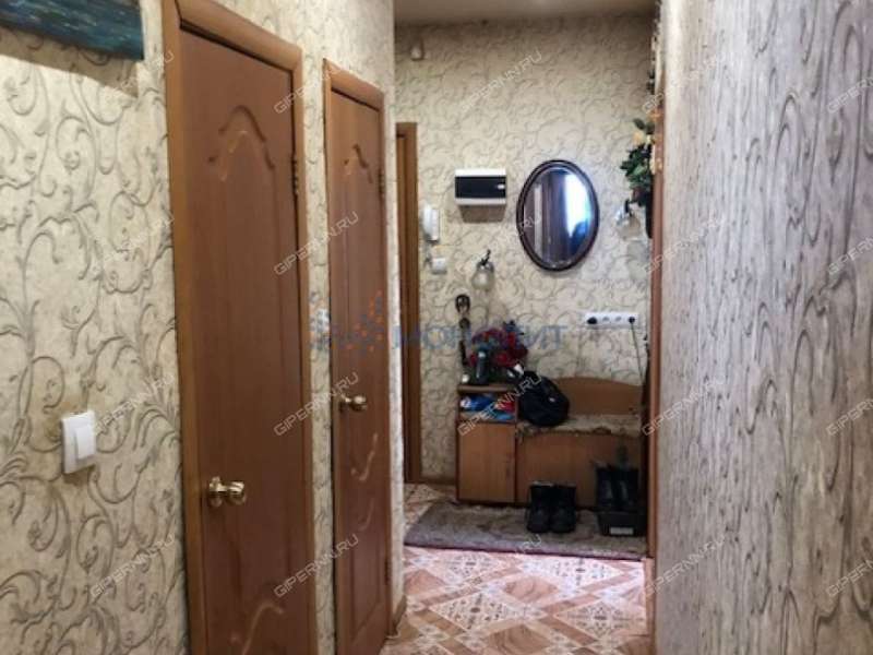 двухкомнатная квартира на улице Движенцев дом 4