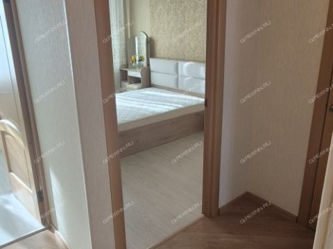 4-komnatnaya-ul-kerchenskaya-d-22 фото