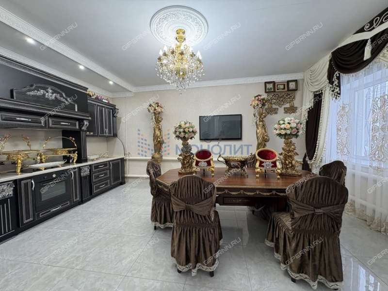 дом на Тростниковой улице