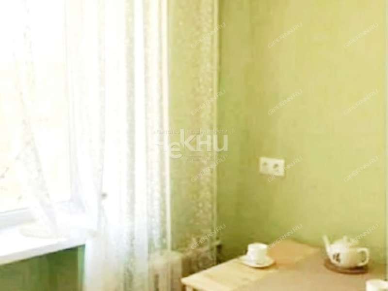 двухкомнатная квартира на улице Октябрьской Революции дом 18