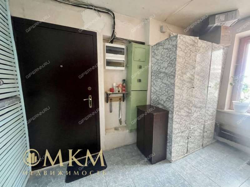 пятикомнатная квартира на улице Плотникова дом 4