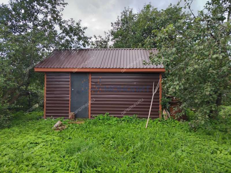 дом на Центральной улице село Курилово