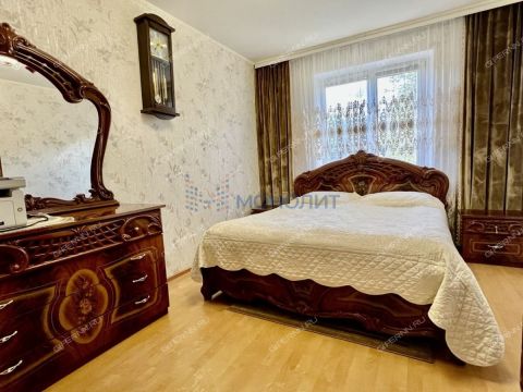 3-komnatnaya-ul-melnikova-d-10 фото