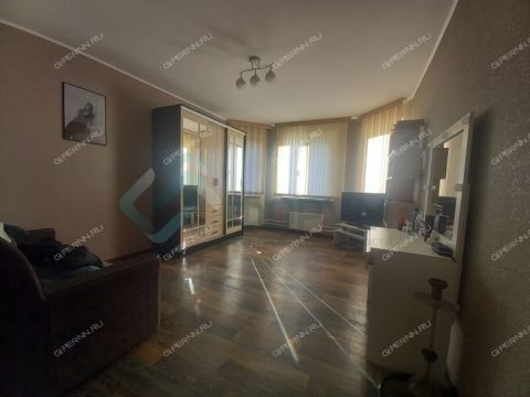 2-komnatnaya-nab-volzhskaya-d-20 фото