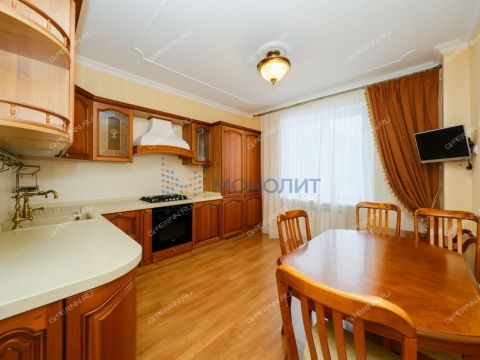 3-komnatnaya-ul-rodionova-d-195-k2 фото