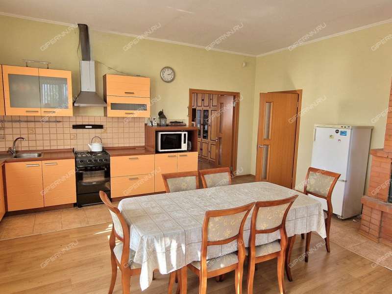 дом на улице Алексеевка деревня Бурцево