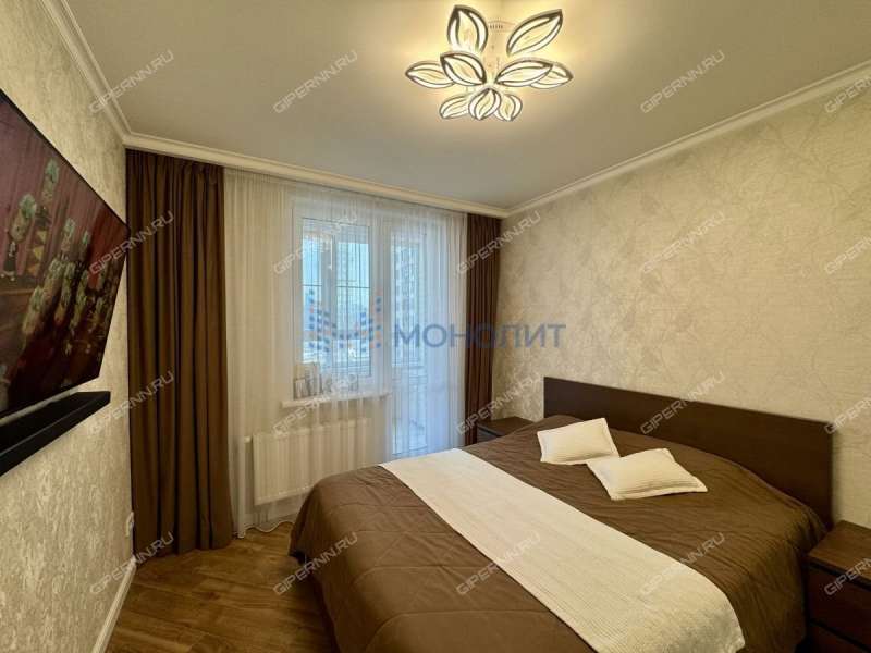 трёхкомнатная квартира на улице Июльских Дней дом 1 к2