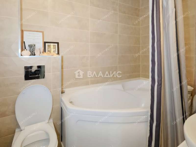 таунхаус на 424П