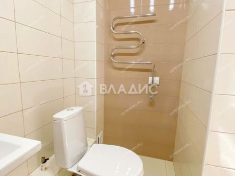 1-komnatnaya-prosp-geroev-donbassa-d-9 фото