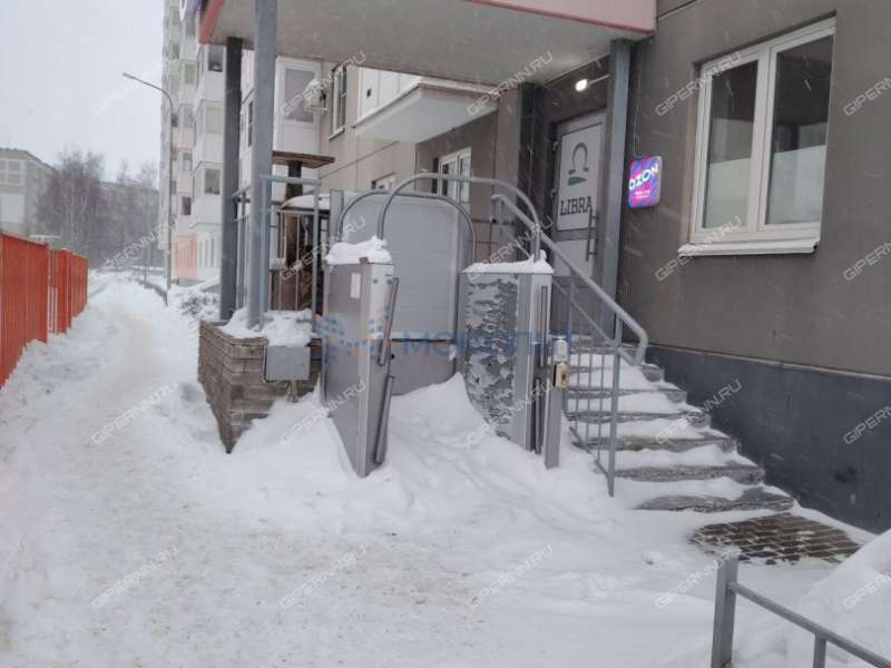 помещение под офис, торговую площадь на Мончегорской улице