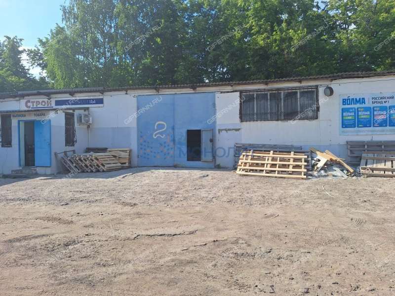 здание под торговую площадь, склад на Октябрьской улице город Дзержинск