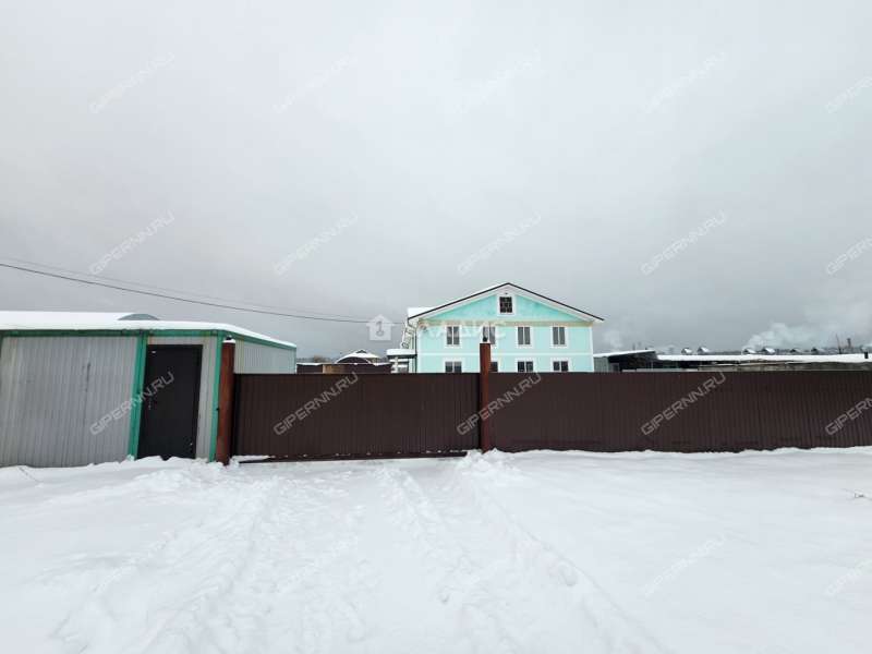 здание под офис, торговую площадь на 54 рабочий посёлок Первое Мая