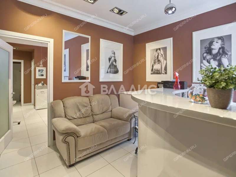 помещение под помещение свободного назначения на Ильинской улице