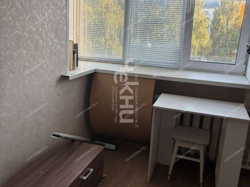 комната в доме 233 на Московском шоссе
