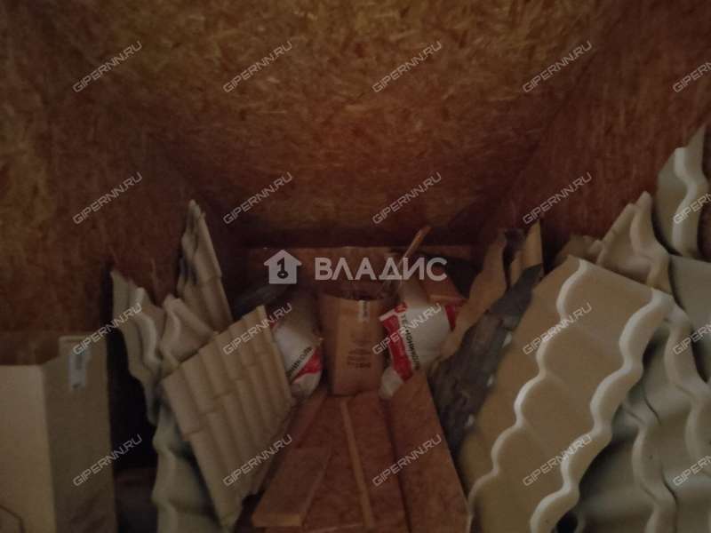 дом на улице Сутырина посёлок Ленинская Слобода