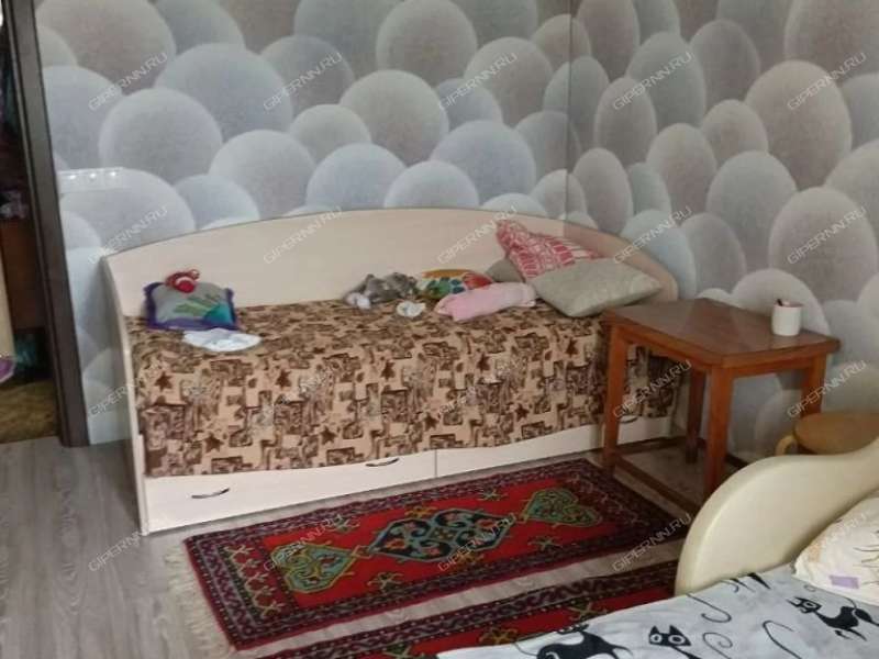 трёхкомнатная квартира на улице Сергея Есенина дом 35
