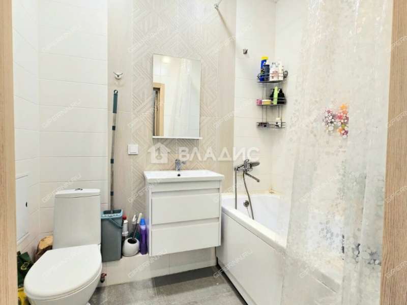 однокомнатная квартира на улице Героя Советского Союза Сафронова дом 7 к1