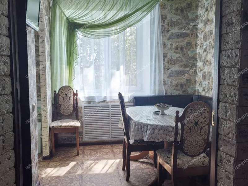 трёхкомнатная квартира на Школьной улице дом 23 посёлок Ждановский