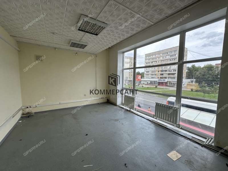 помещение под торговую площадь на улице Веденяпина