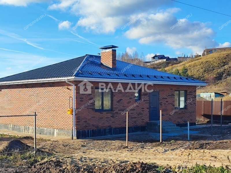 дом на улице Речная деревня Карабатово