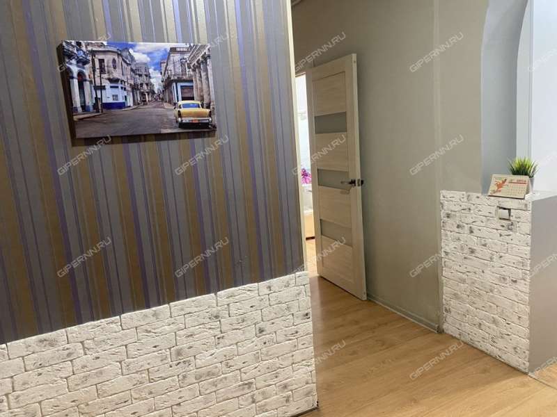 двухкомнатная квартира на улице Страж Революции дом 7