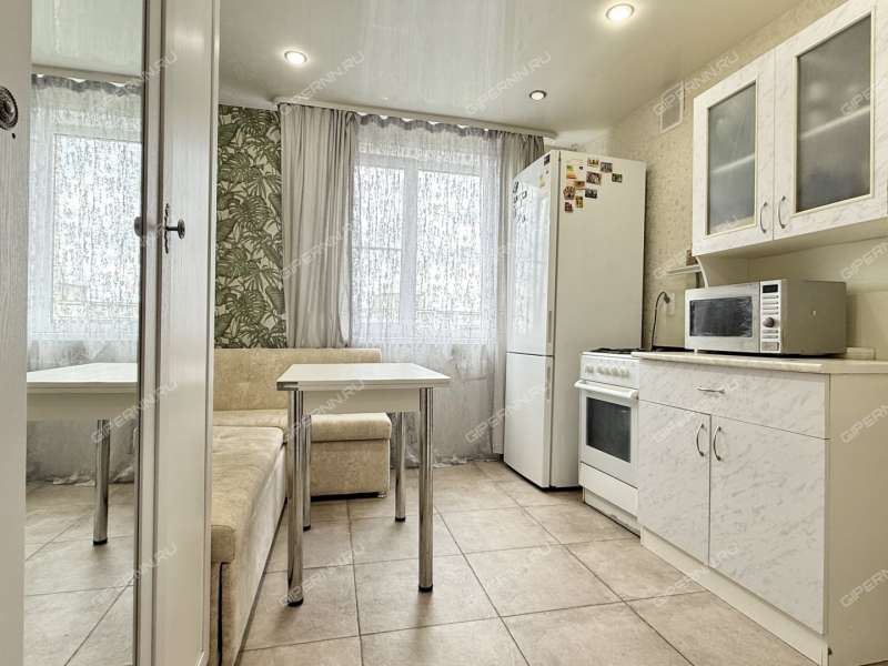 однокомнатная квартира на улице Политбойцов дом 12