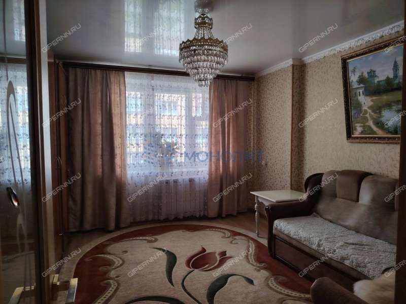 трёхкомнатная квартира на улице Октябрьской Революции дом 45А