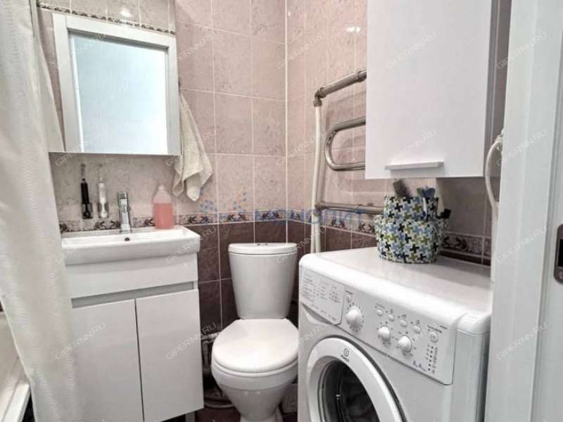 однокомнатная квартира на улице Сергея Есенина дом 20