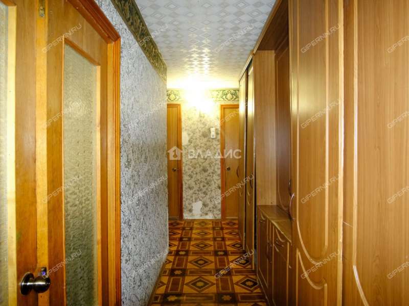 трёхкомнатная квартира на улице Строкина дом 15