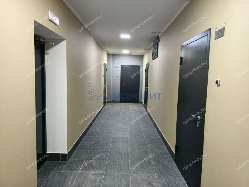 трёхкомнатная квартира на улице Родионова дом 31